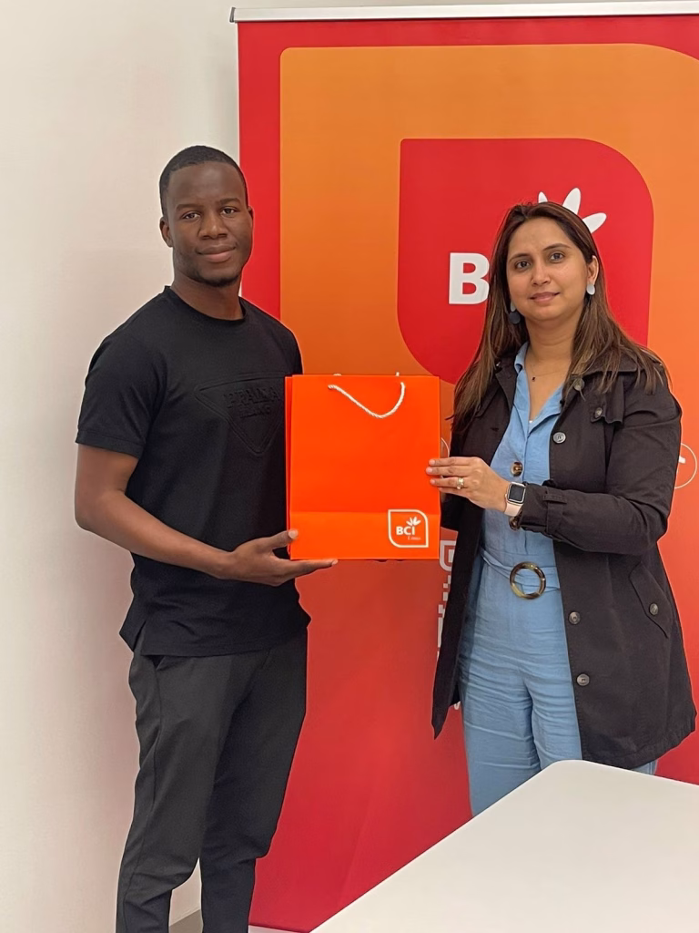 Premiados clientes que actualizaram dados no BCI