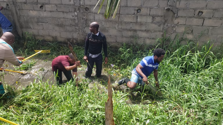 Município de Quelimane reconhece o papel da imprensa na campanha de limpeza